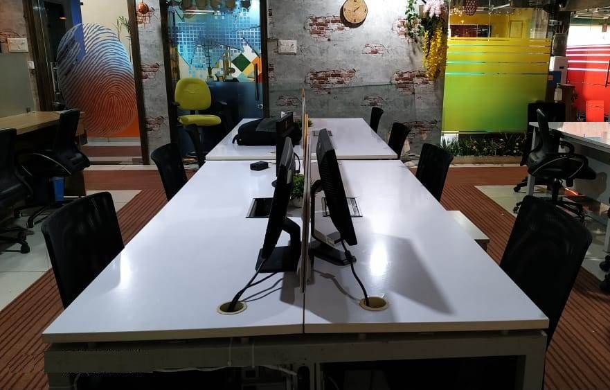 Collaborative Workstations at SAP Minds Consulting office