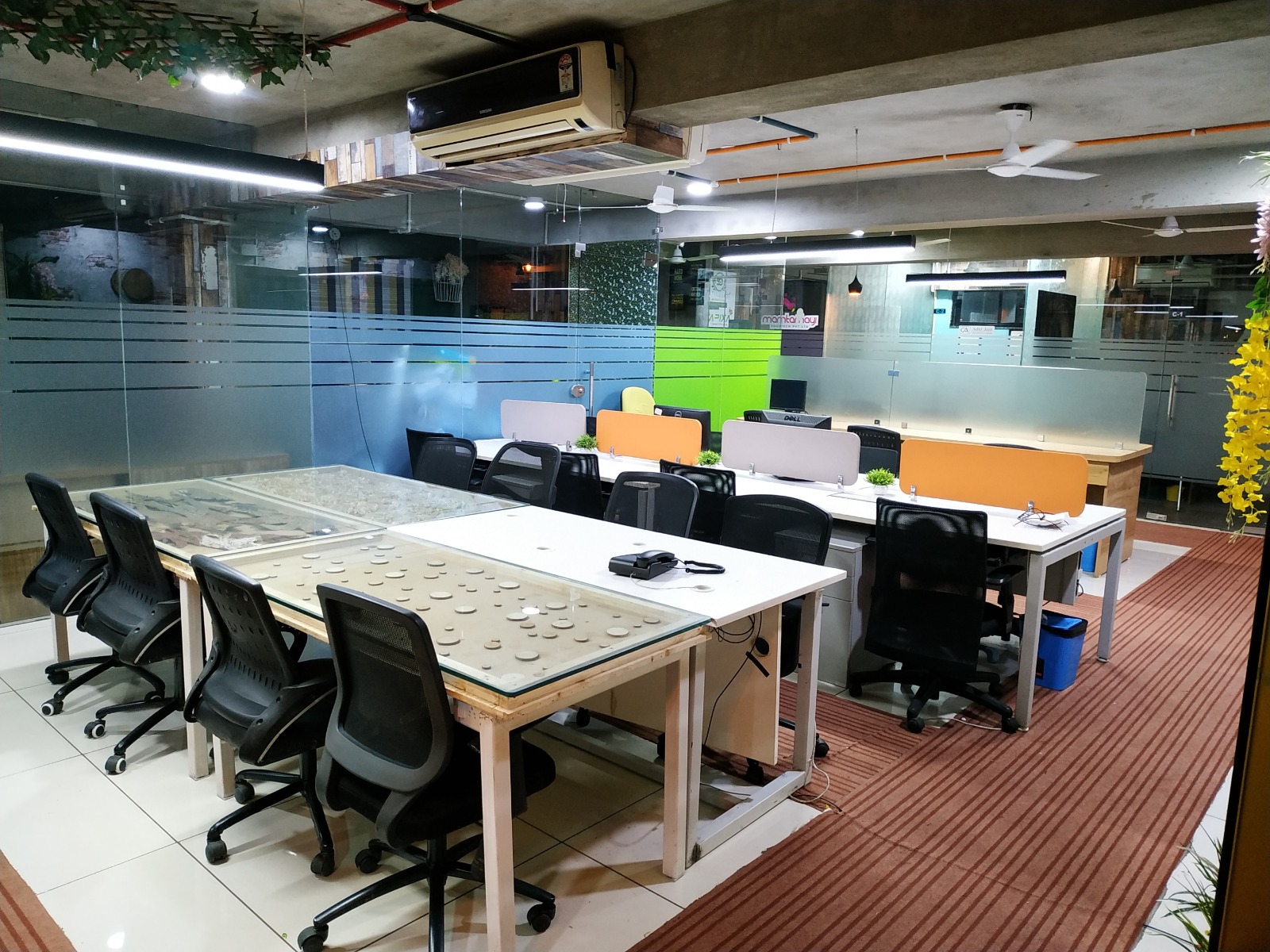 Main Workspace at SAP Minds Consulting office